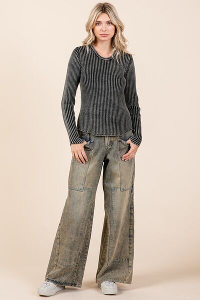 Relaxed Wide Leg Jeans with Functional Pockets for Effortless Style