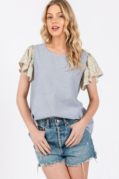 Elegant Round Neck Short Sleeve Top with Floral Pattern