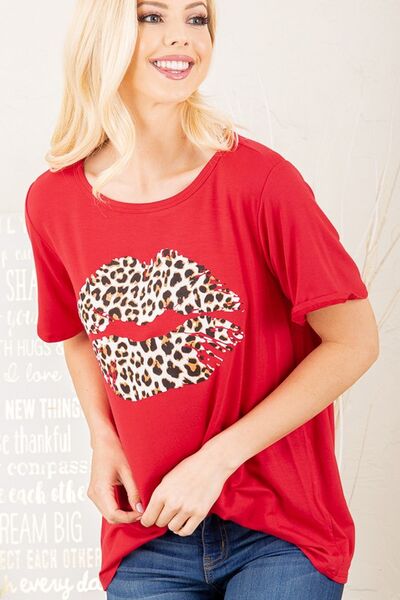 Leopard Print Lip Graphic Round Neck Short Sleeve T Shirt