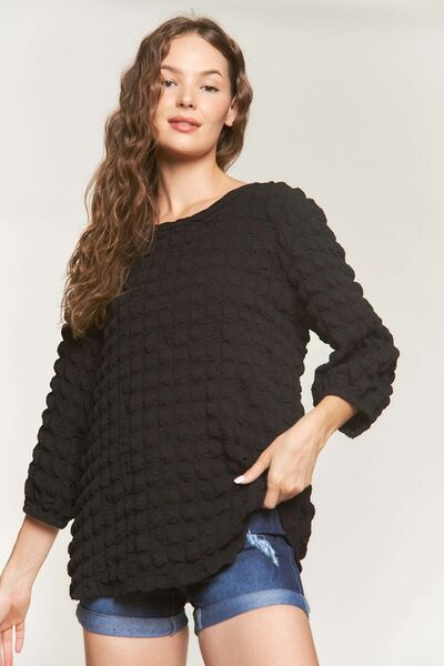 Textured Round Neck Blouse with a Stylish and Modern Fit