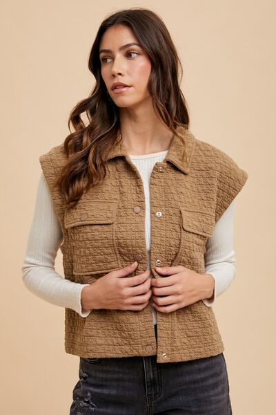 Quilted Snap Down Vest Coat with Stylish Texture and Warmth