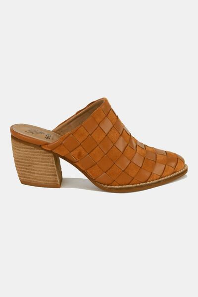 Woven Checkerboard Block Heel Mule Shoes for Trendy Style